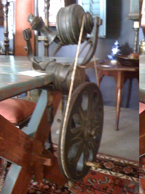 Unknown textile gizmo
